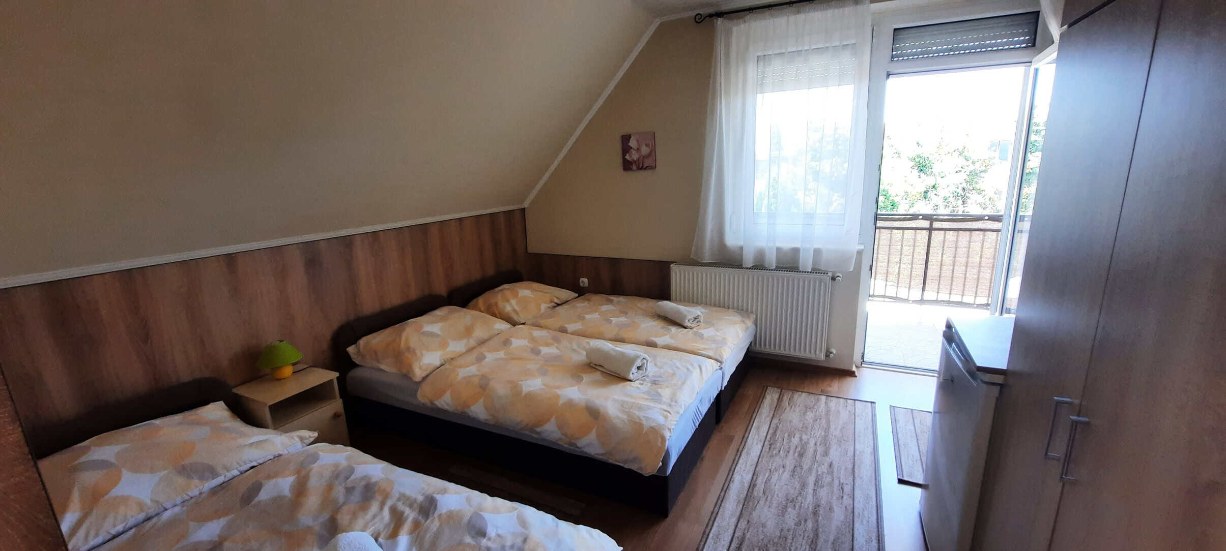 Különágyas (összetolható ágyak) szoba